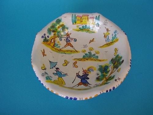 Artistic italian pottery of Albisola - Fruit Bowl.  Majolica